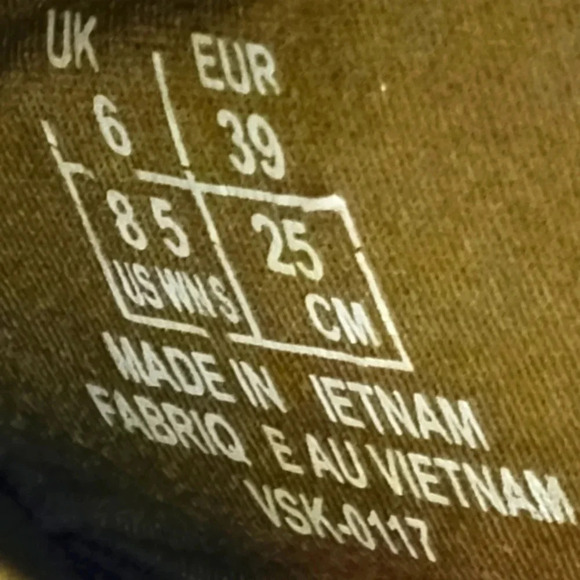 PUMA Fenty x Bow Slide 'Olive' Wmns  Sz 8.5 #365774-01 - Picture 11 of 12